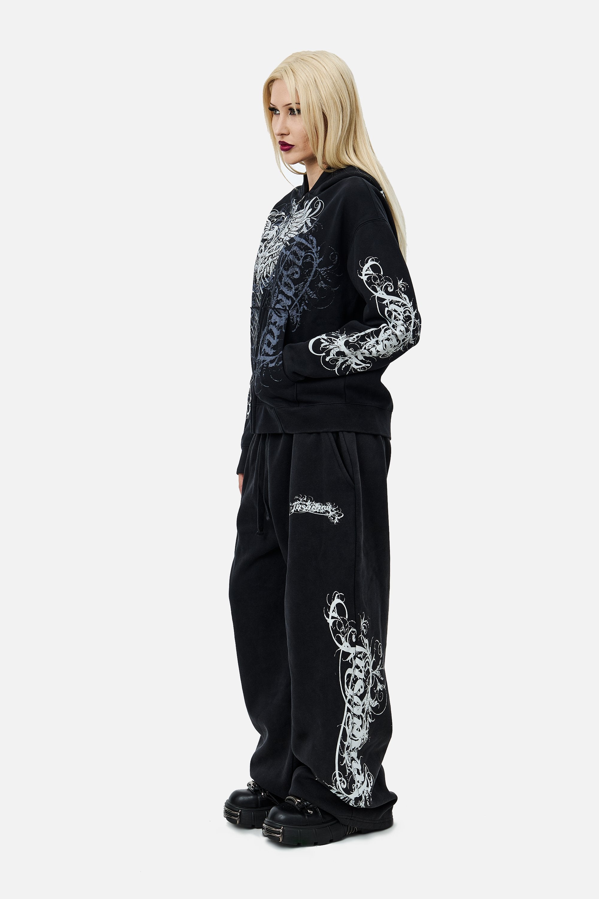 Eternal Zip Hoodie – INSOMNIA VISUALS