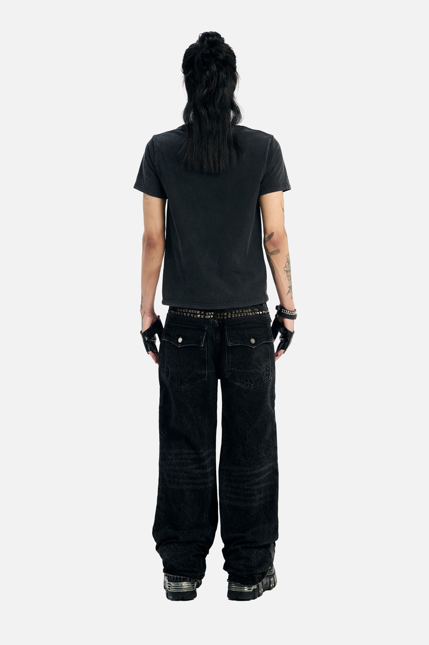 Black Pyramid Stud Cropped Tee