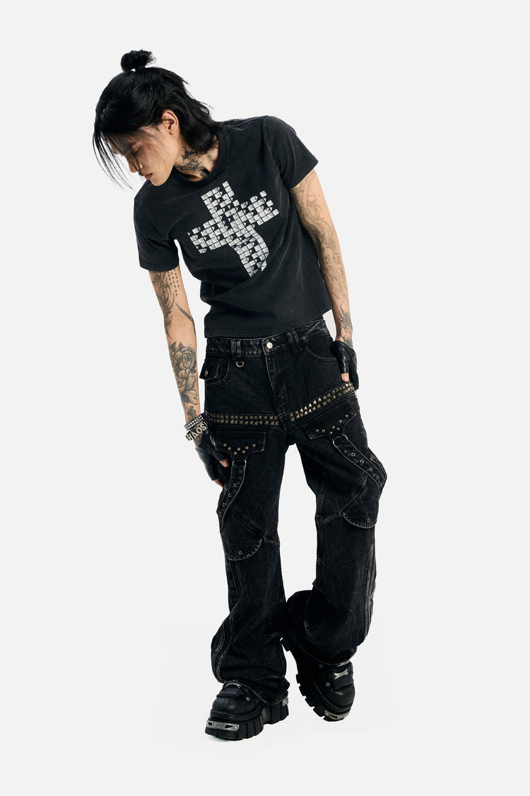 Black Pyramid Stud Cropped Tee