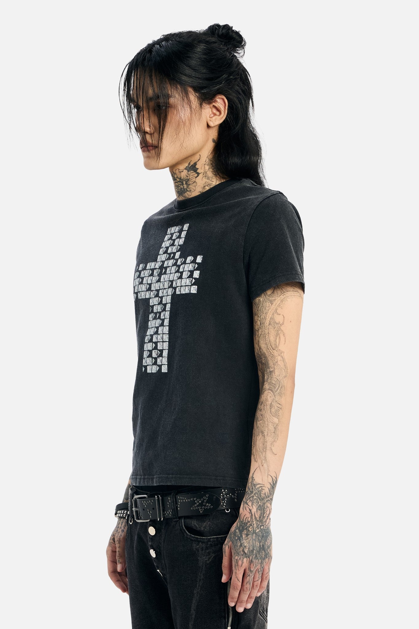 Black Pyramid Stud Cropped Tee