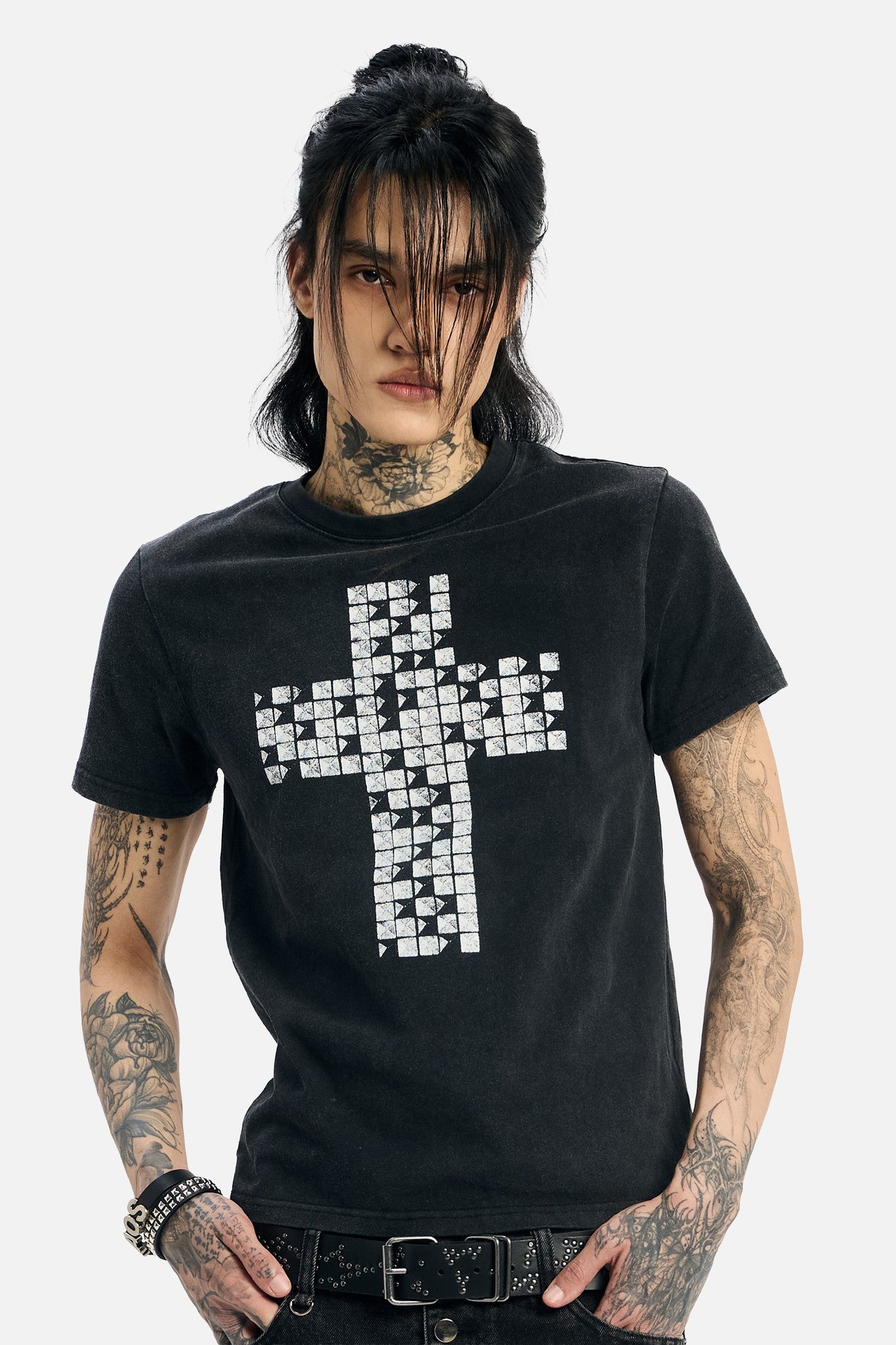 Black Pyramid Stud Cropped Tee