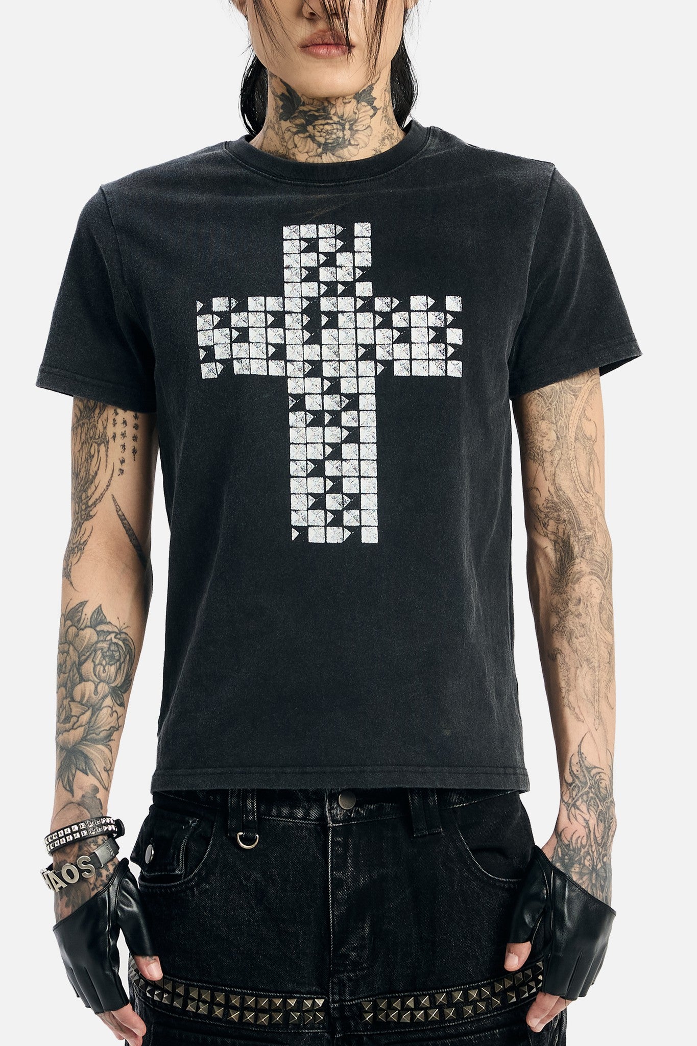 Black Pyramid Stud Cropped Tee