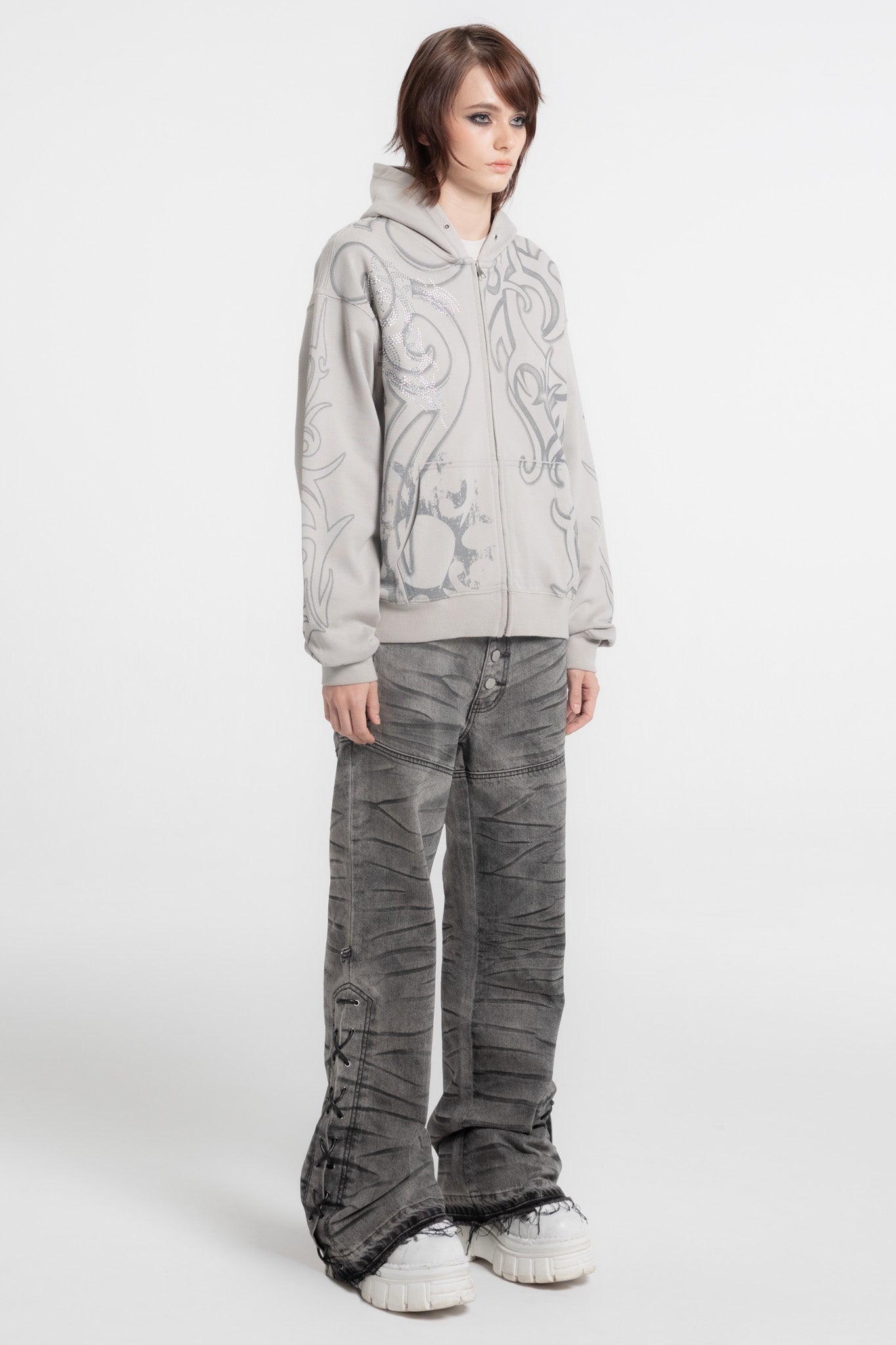 平成フラミンゴ　select rain　限定パーカー　VIPパスSILVER Rhinestone Tribal Zip Hoodie – INSOMNIA VISUALS