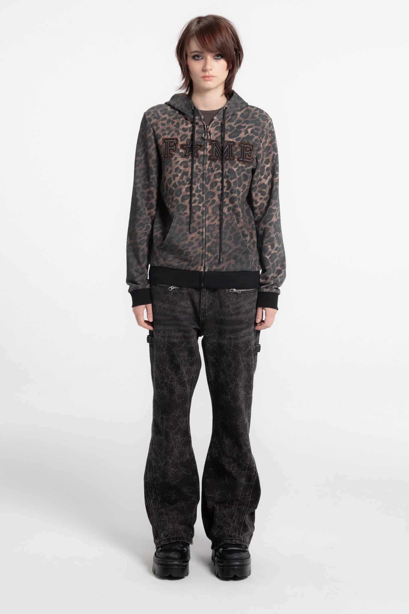 FAME Slim Zip Hoodie