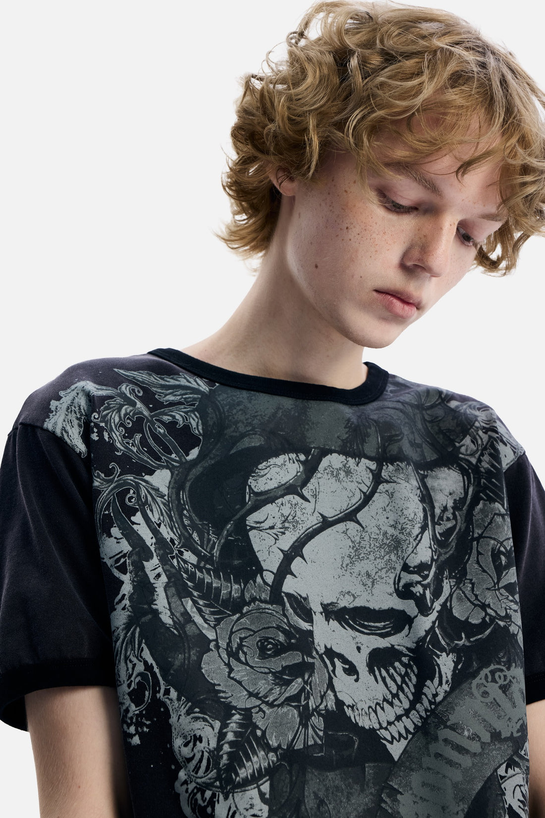 Thorns Ringer Tee