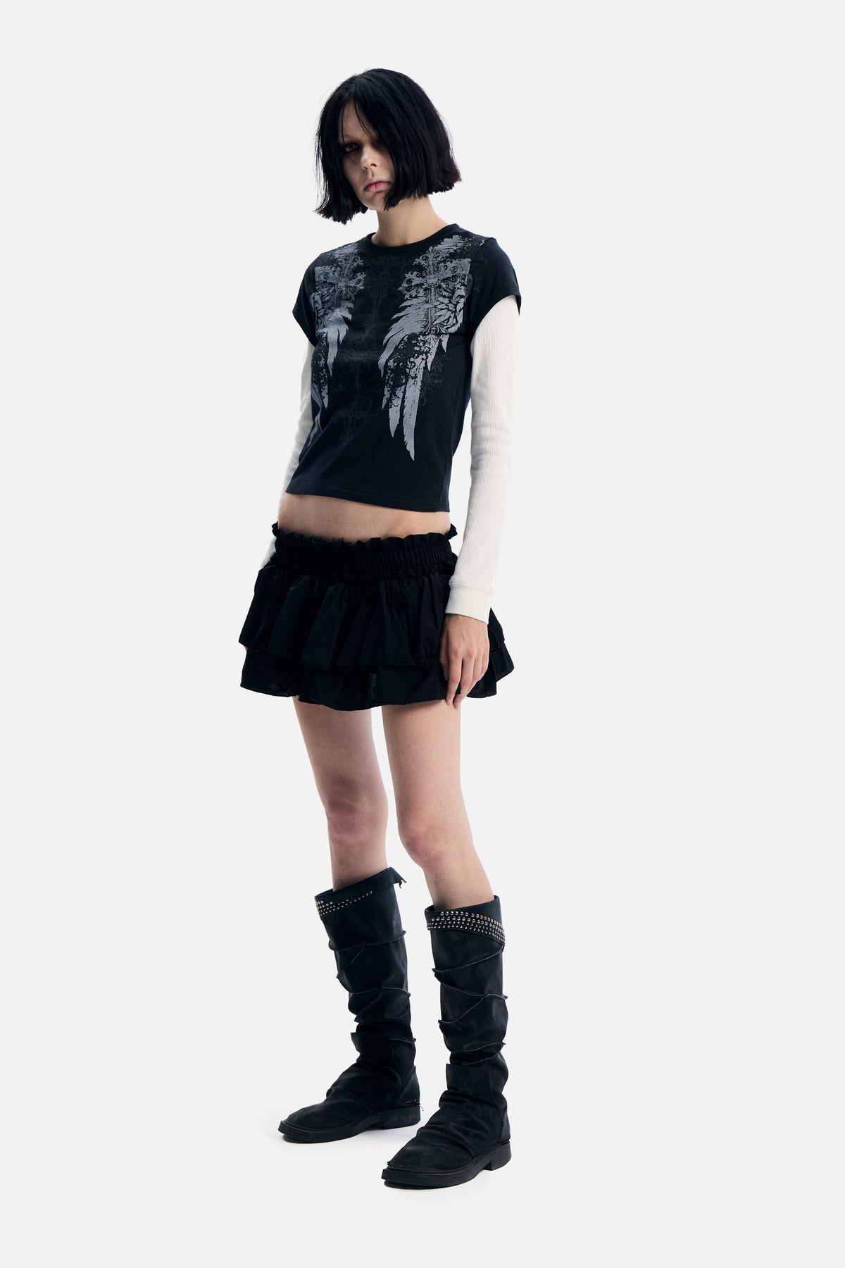 Three-quarter view of the cropped Wings 2fer Womens Long Sleeve